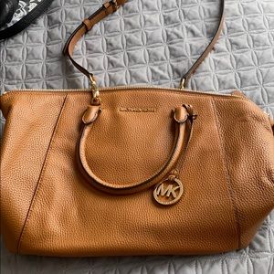 Beautiful camel Michael Kors purse